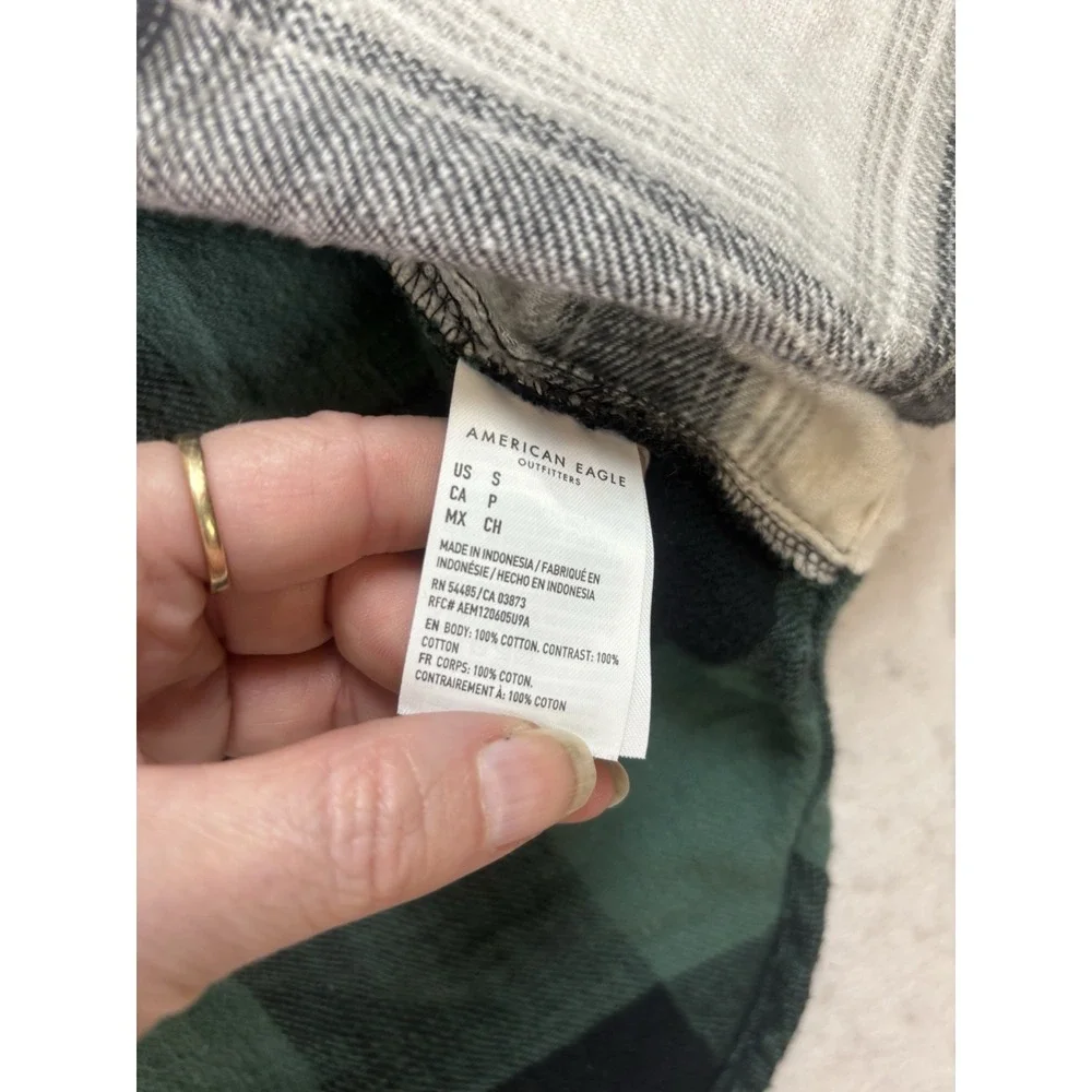 American Eagle Patchwork Plaid Flannel Shirt Long Sleeve Button Up Small Blue/Gr